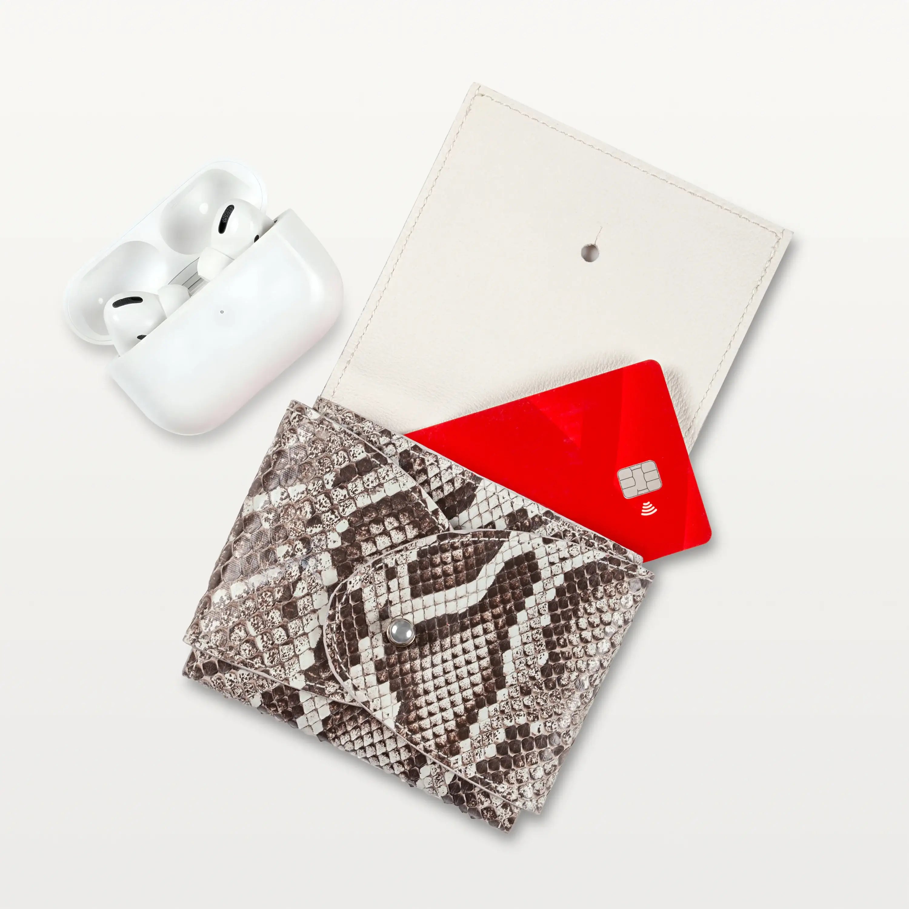 Luna Card Holder in Natural Python