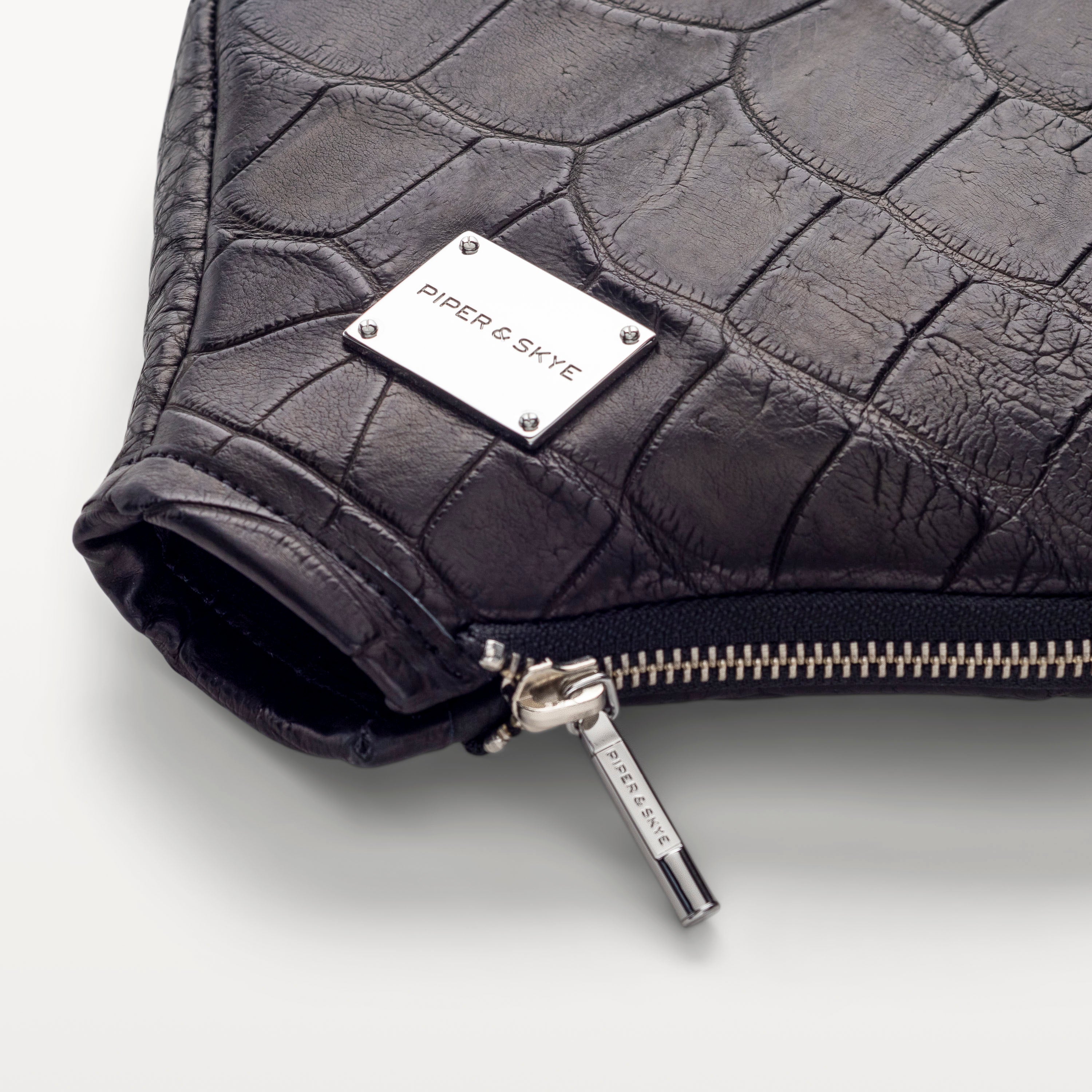 Ace Pickleball Paddle Cover in Black Alligator