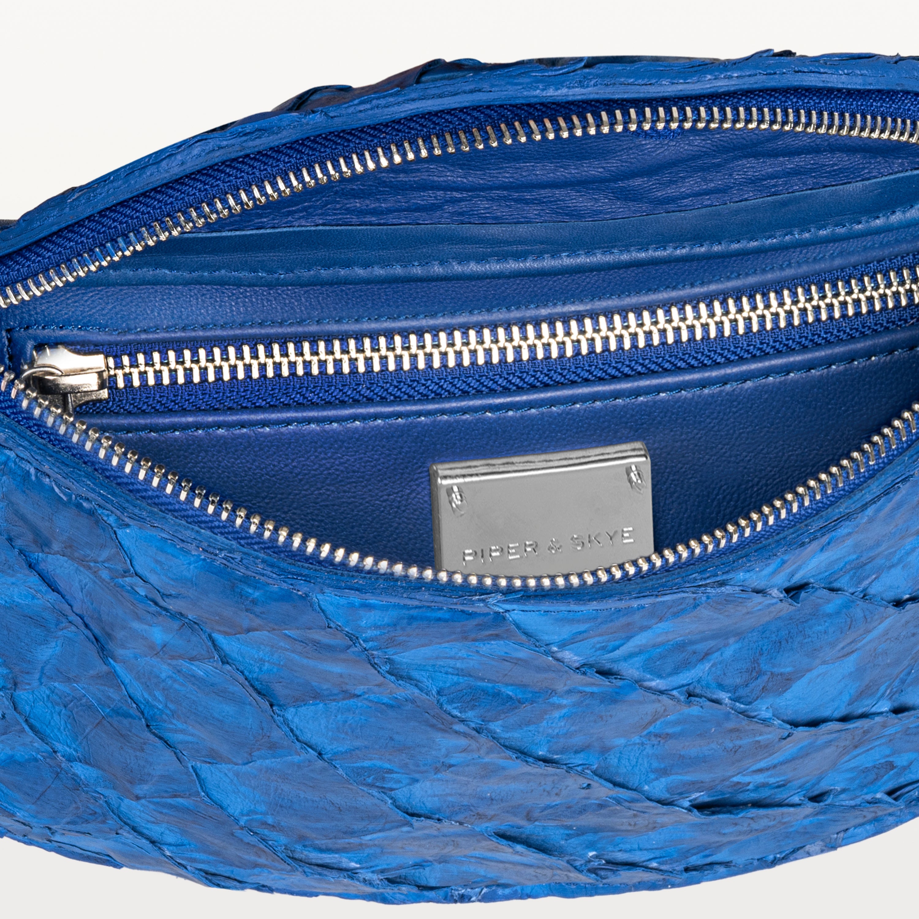 Mac Pack in Cobalt Pirarucu