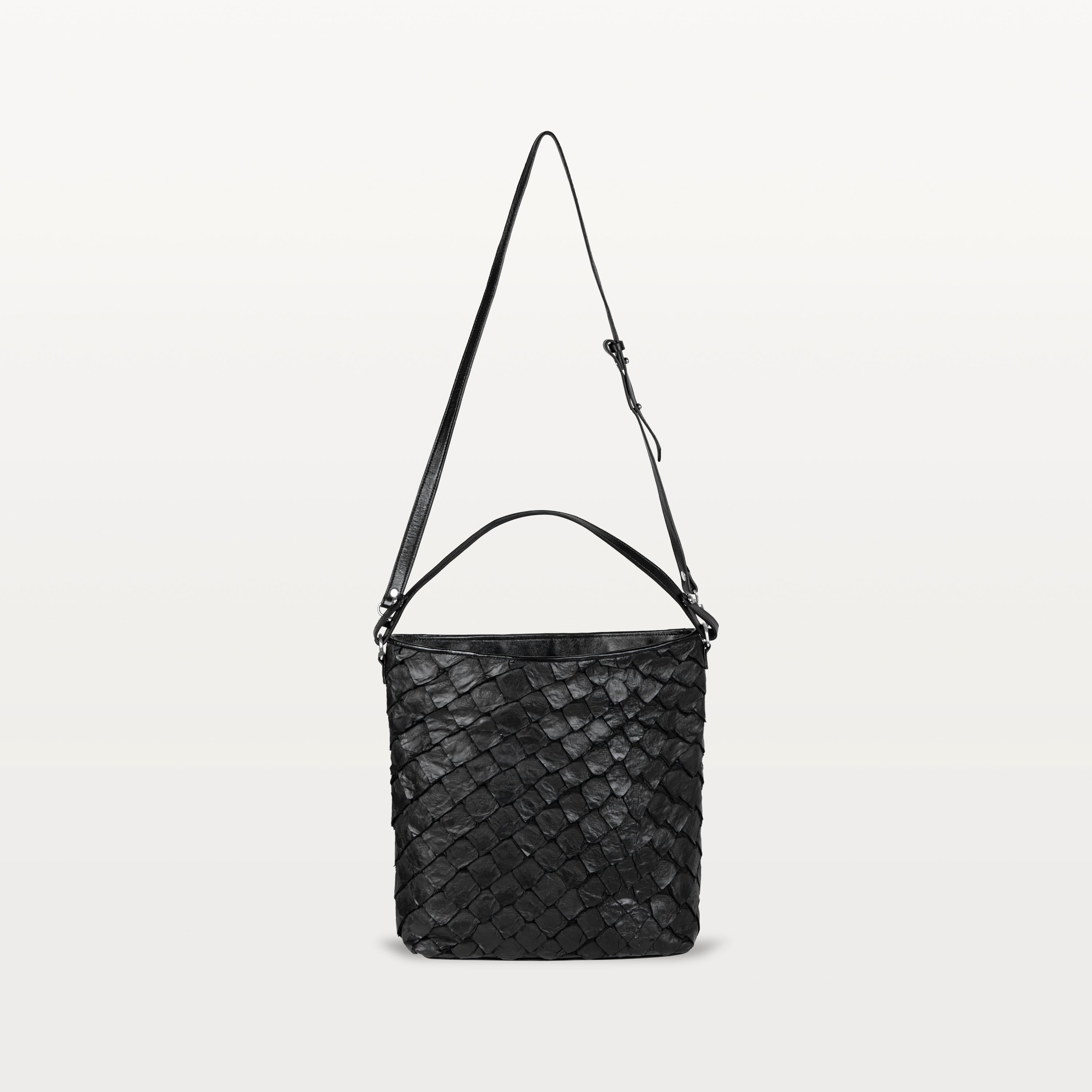 Playa in Black Pirarucu