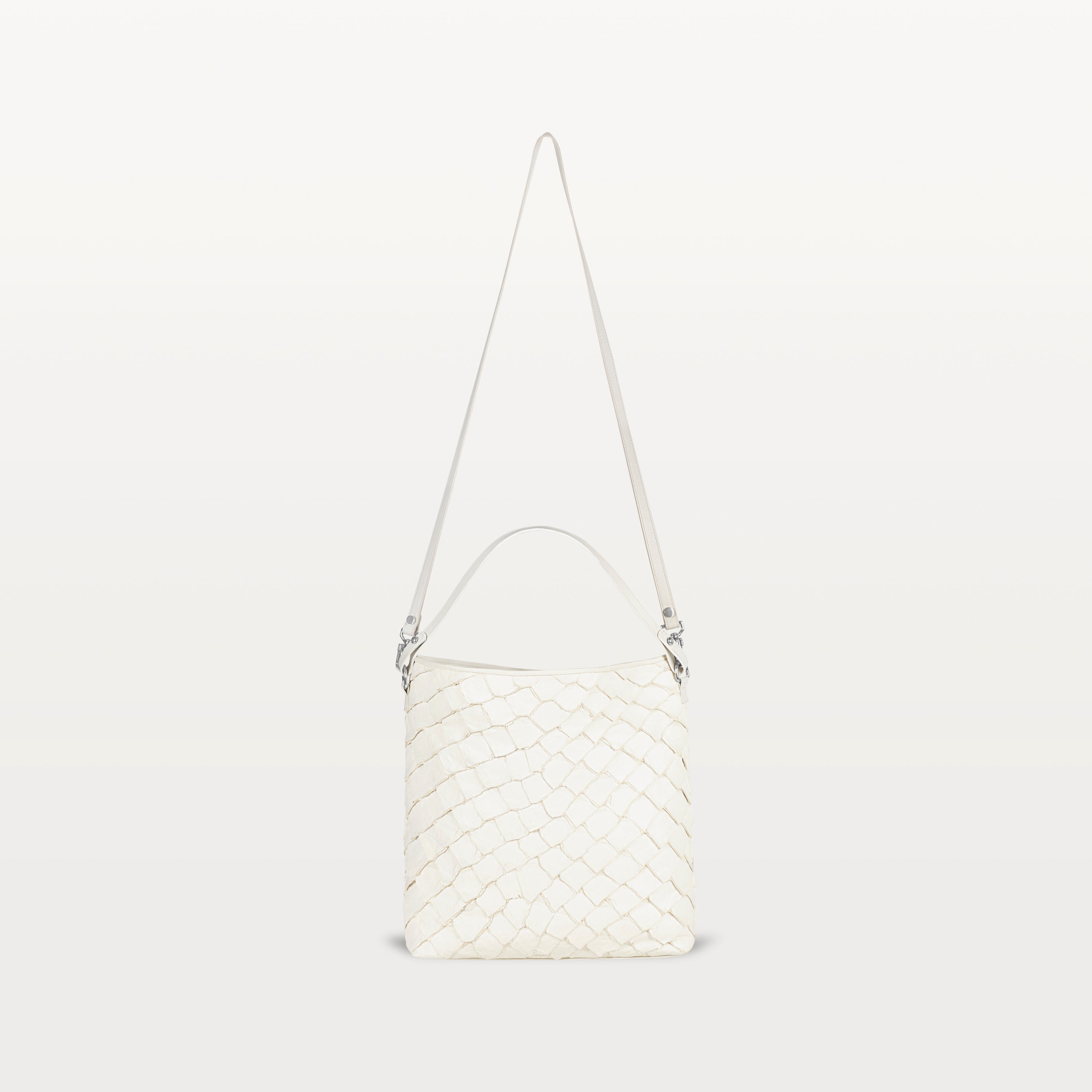 Playa in Clay White Pirarucu