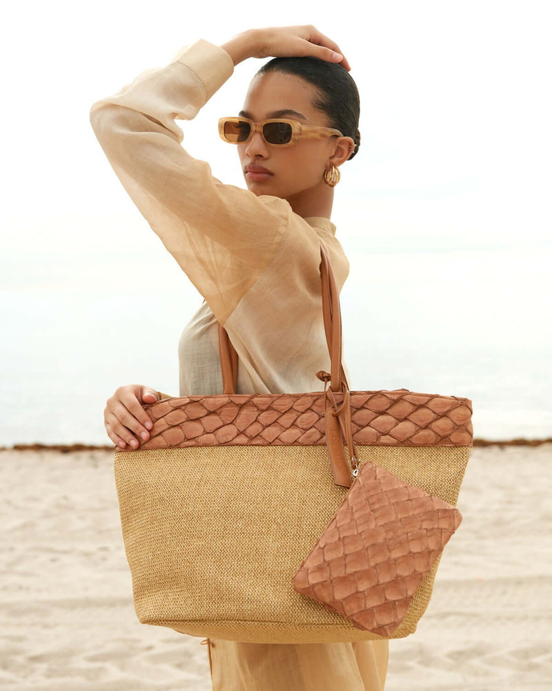 Rio Raffia Beach Bag - Cognac Pirarucu and Camel Raffia