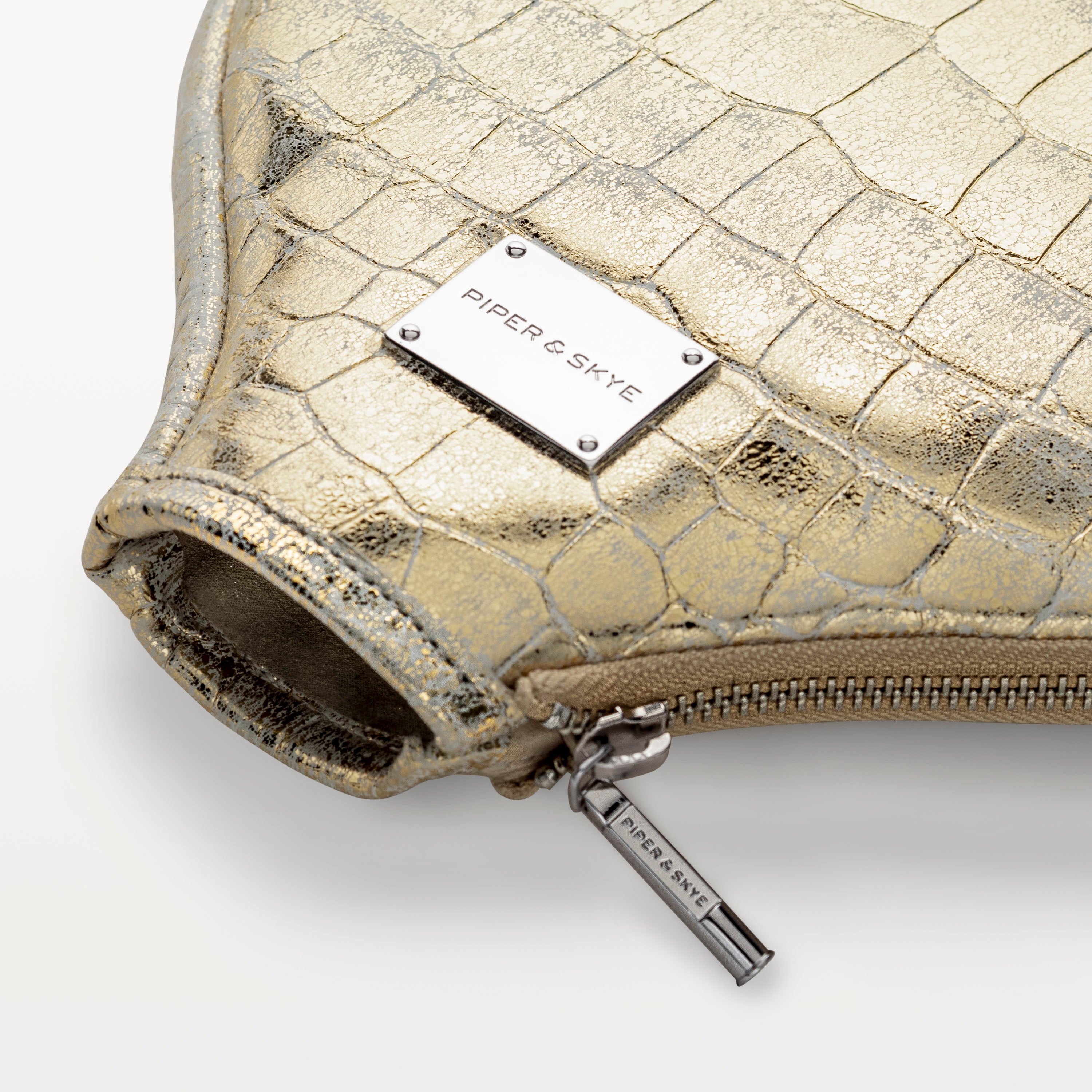 Victory Luxe Pickleball Paddle Cover in Gold Alligator