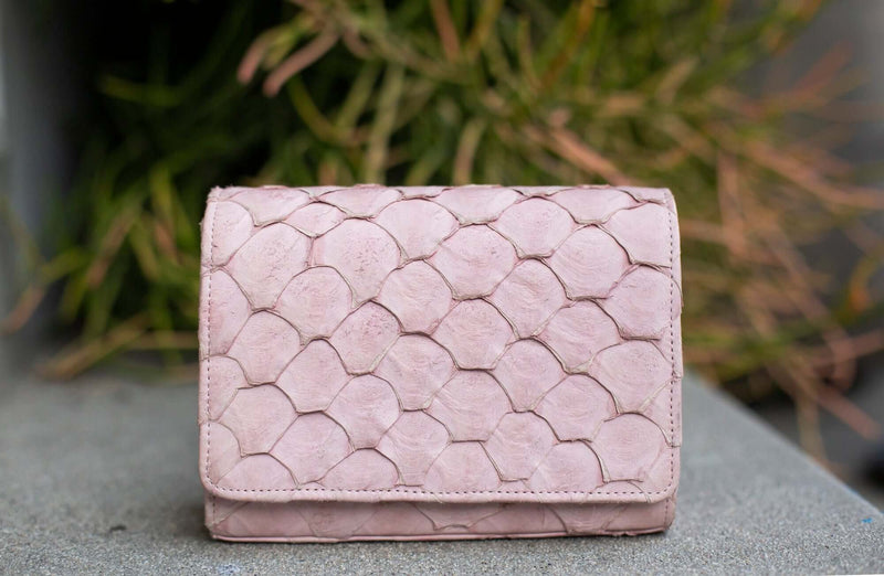 Lola Crossbody - Pink Pirarucu